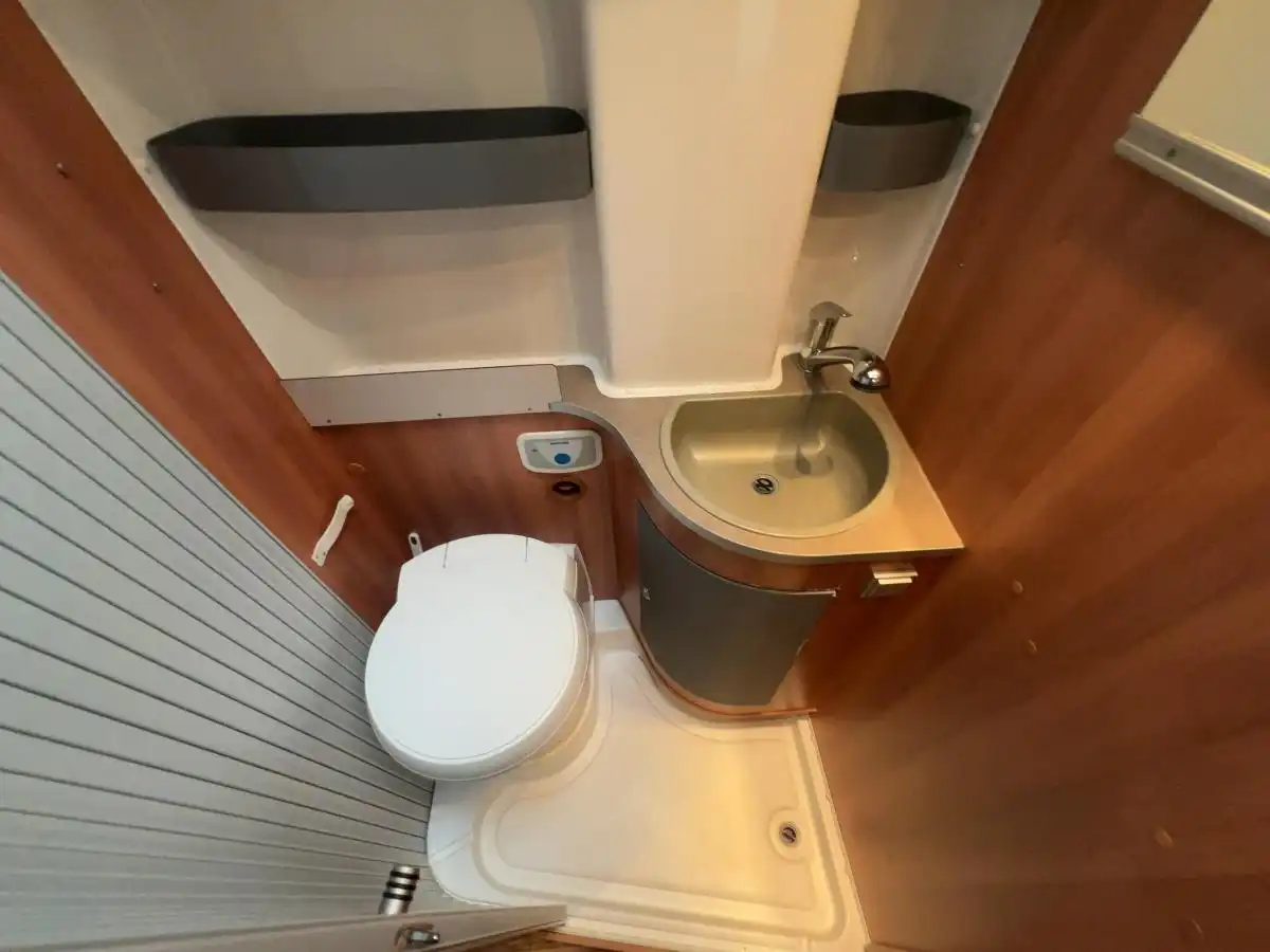 HYMER-ERIBA Car Streetline  322 - Ansicht 15